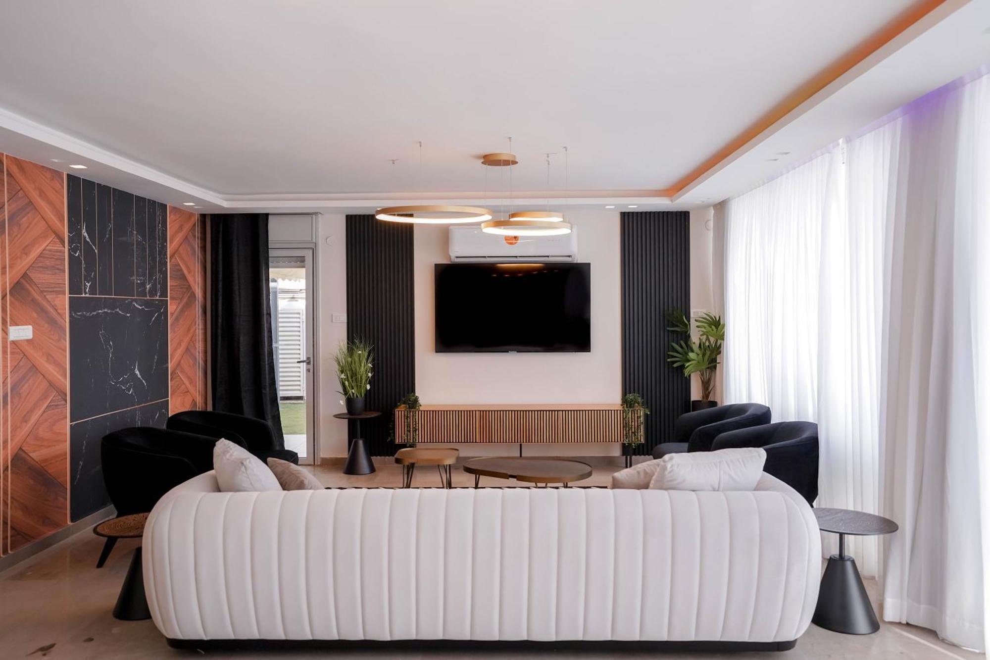 Yalarent Mountainside With Private Pool Apartment *